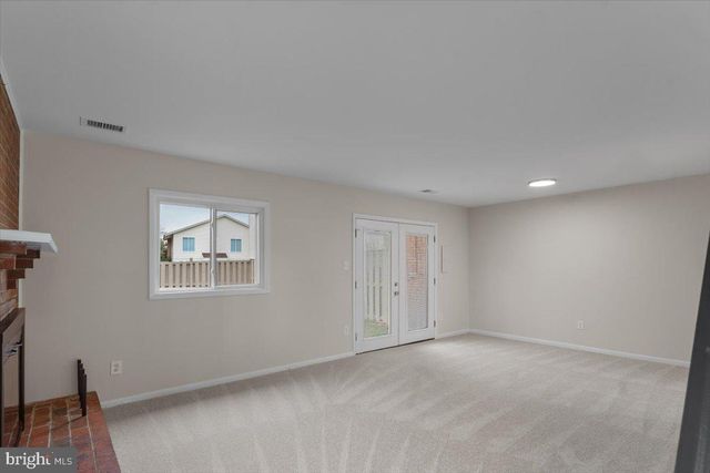 1139 AUTUMNHAZE CT, Herndon, VA 20170