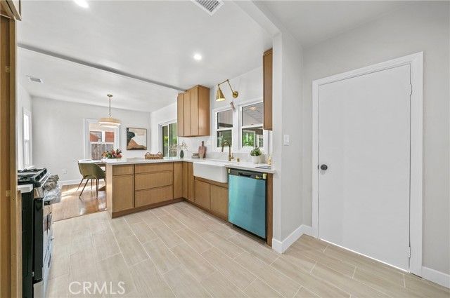 612 King Street, Monrovia, CA 91006