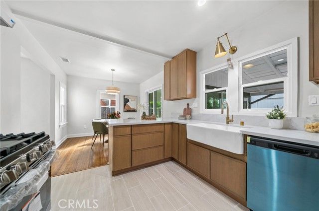 612 King Street, Monrovia, CA 91006