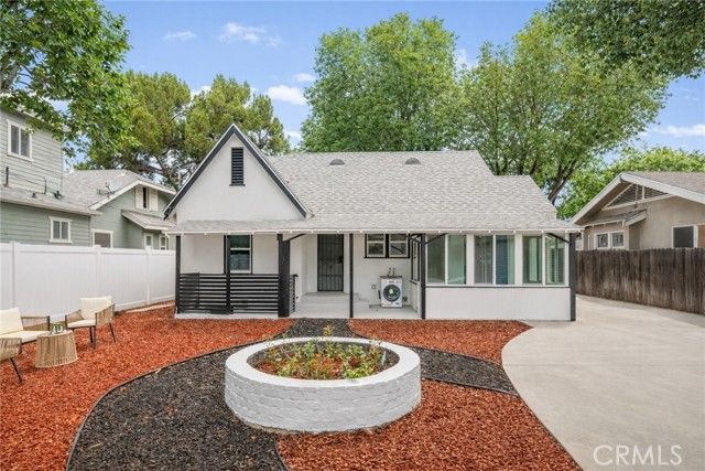 612 King Street, Monrovia, CA 91006