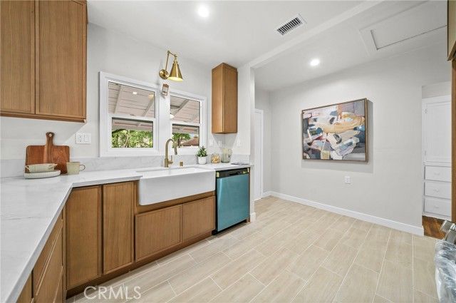 612 King Street, Monrovia, CA 91006