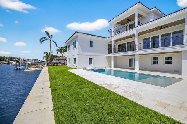 2050 HAWAII AVENUE NE, St Petersburg, FL 33703