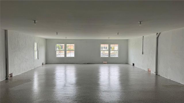 2050 HAWAII AVENUE NE, St Petersburg, FL 33703