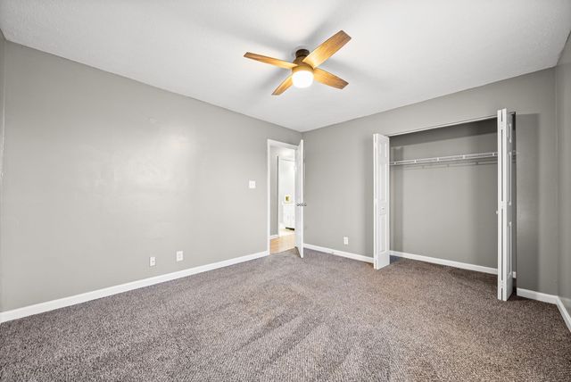 622 Artic Ave, Oak Grove, KY 42262