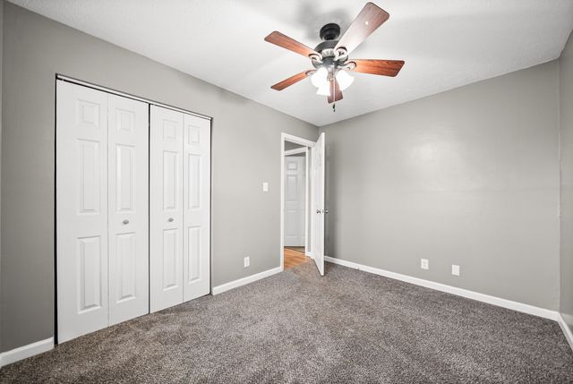 622 Artic Ave, Oak Grove, KY 42262