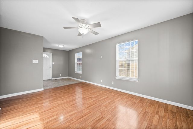 622 Artic Ave, Oak Grove, KY 42262