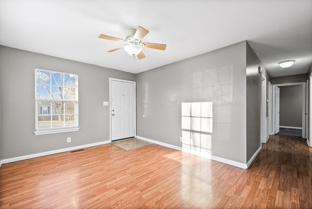 622 Artic Ave, Oak Grove, KY 42262