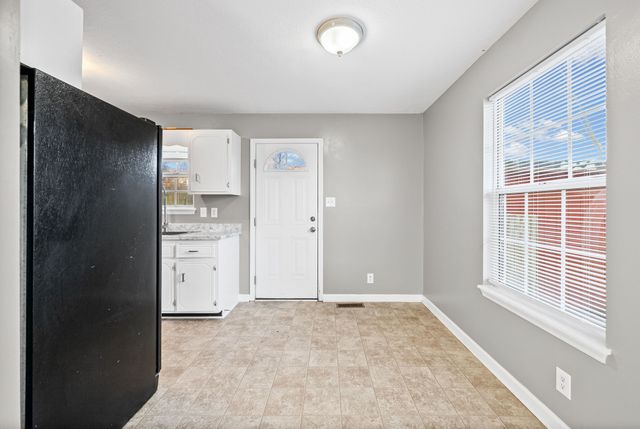 622 Artic Ave, Oak Grove, KY 42262