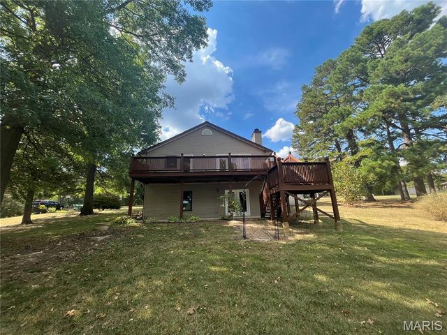 8638 W Shore Drive, Hillsboro, MO 63050