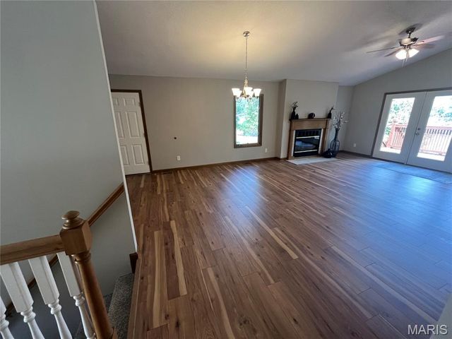 8638 W Shore Drive, Hillsboro, MO 63050