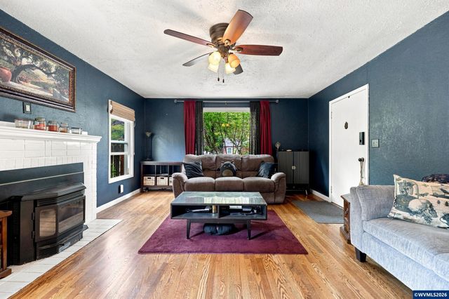 1010 Electric Av SE, Salem, OR 97302