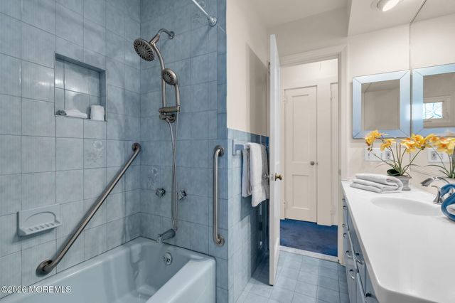 921 Park Place, Red Bank, NJ 07701