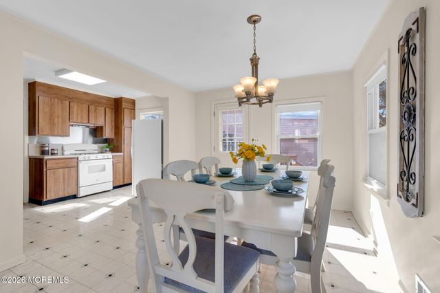 921 Park Place, Red Bank, NJ 07701