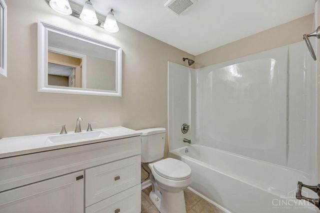 1570 Gelhot Drive, Fairfield, OH 45014