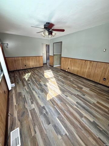 3404 S Grant Street, Muncie, IN 47303