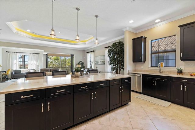 13514 MESSINA LOOP 107, Bradenton, FL 34211