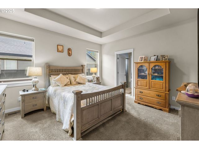 51840 HOLLINSHEAD Pl, La Pine, OR 97739