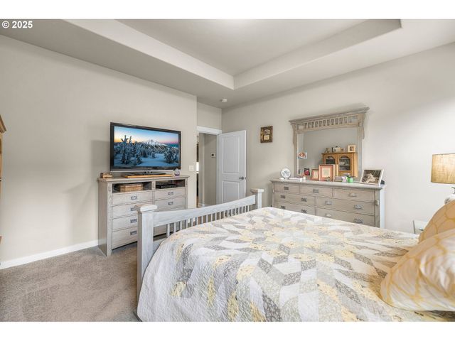 51840 HOLLINSHEAD Pl, La Pine, OR 97739