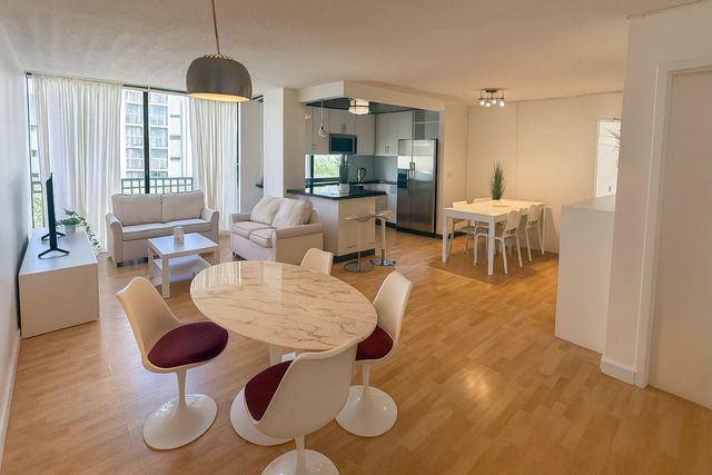 16909 N Bay Road 507, Sunny Isles Beach, FL 33160