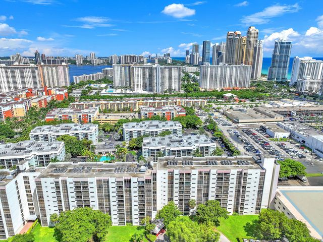 16909 N Bay Road 507, Sunny Isles Beach, FL 33160