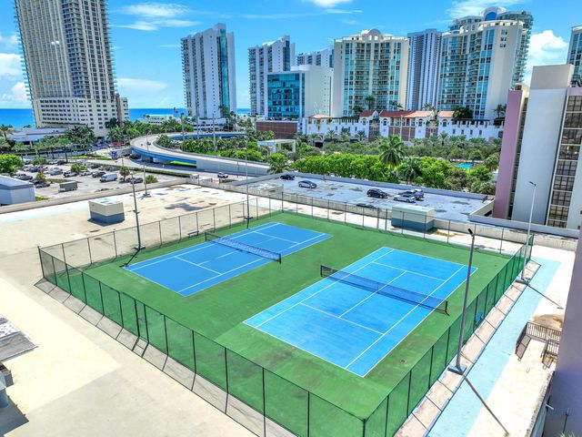 16909 N Bay Road 507, Sunny Isles Beach, FL 33160