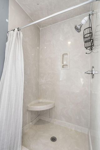 5724 E Farm Road 132, Springfield, MO 65802