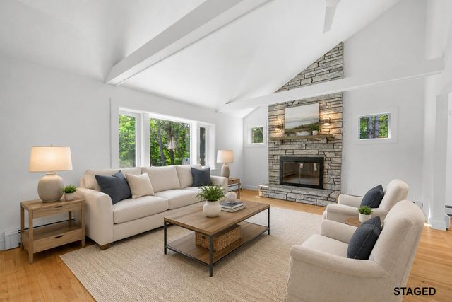 19 Wheelhouse Circle, Hatchville, MA 02536