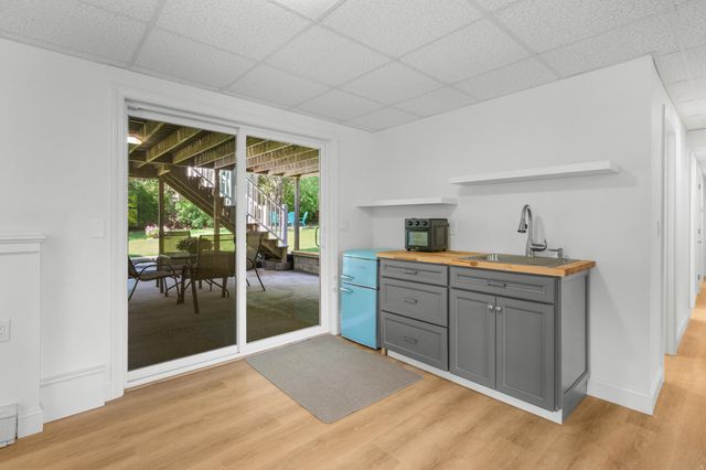 19 Wheelhouse Circle, Hatchville, MA 02536