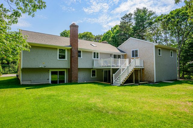 19 Wheelhouse Circle, Hatchville, MA 02536