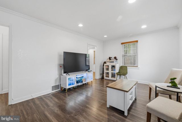 2715 RANDOLPH RD, Silver Spring, MD 20902