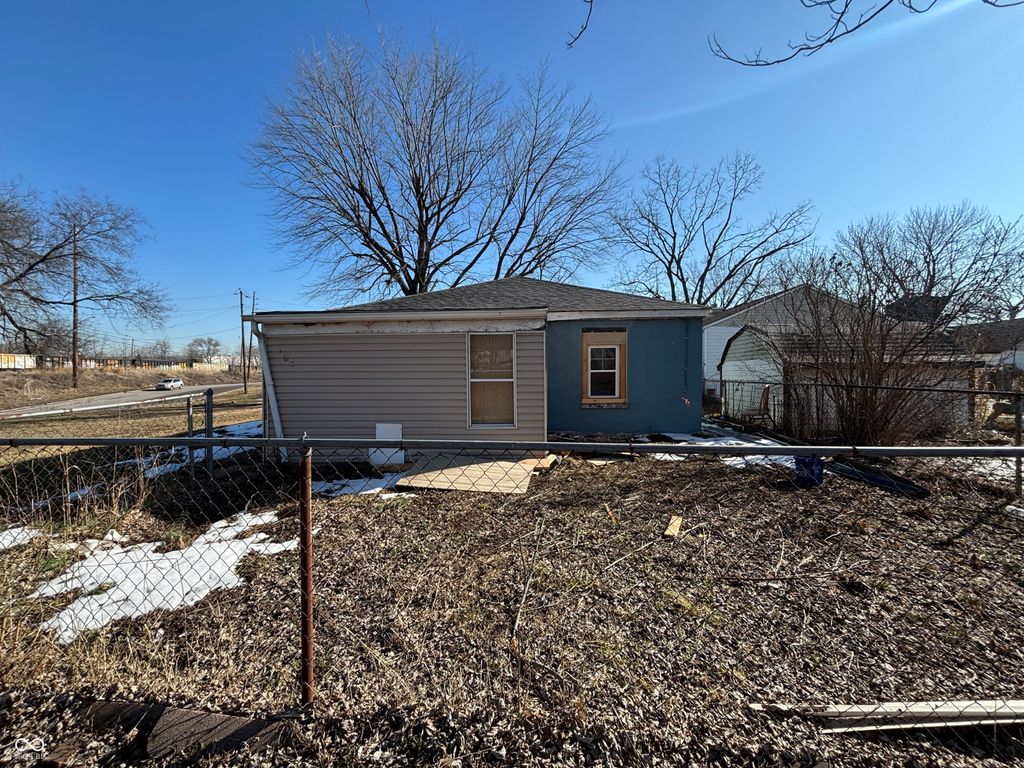 707 S Warman Avenue, Indianapolis, IN 46221