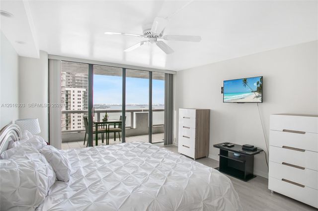1717 N Bayshore Drive A3751, Miami, FL 33132