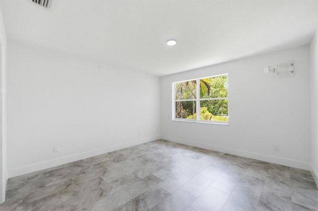 2824 NW 99th Terrace, Sunrise, FL 33322