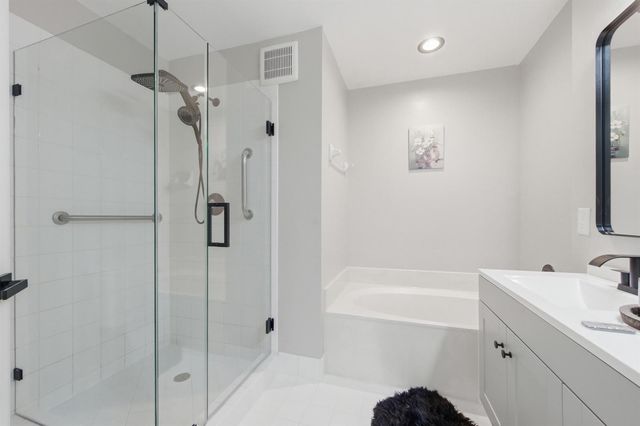 2824 NW 99th Terrace, Sunrise, FL 33322