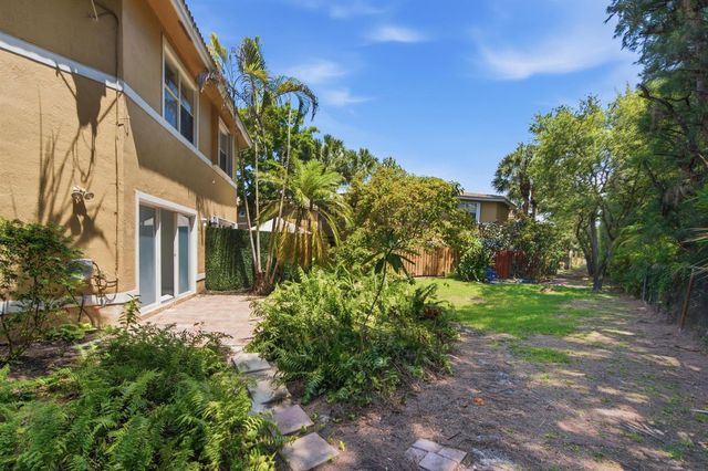 2824 NW 99th Terrace, Sunrise, FL 33322