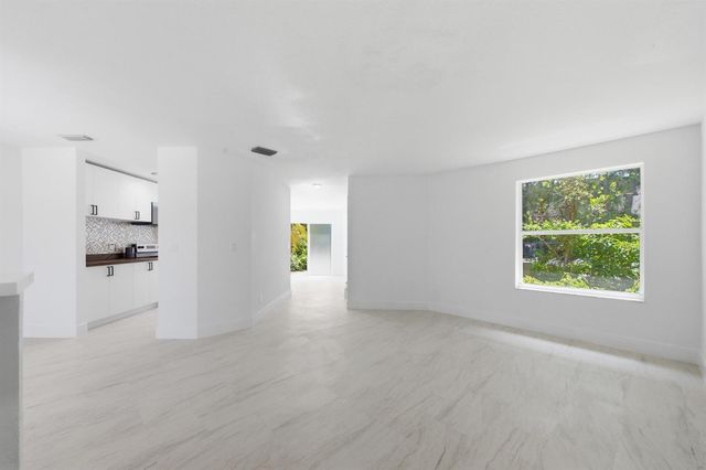 2824 NW 99th Terrace, Sunrise, FL 33322