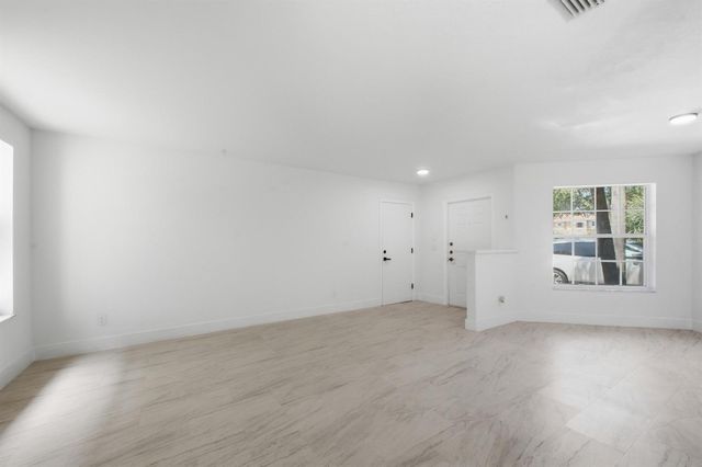2824 NW 99th Terrace, Sunrise, FL 33322