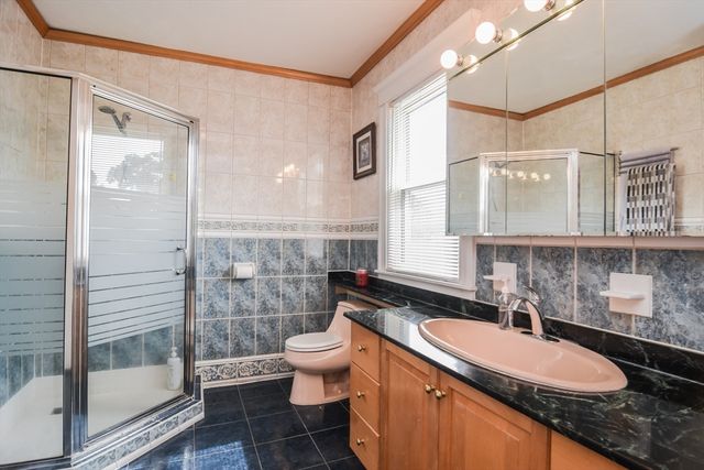 76 Washington St, Westwood, MA 02090