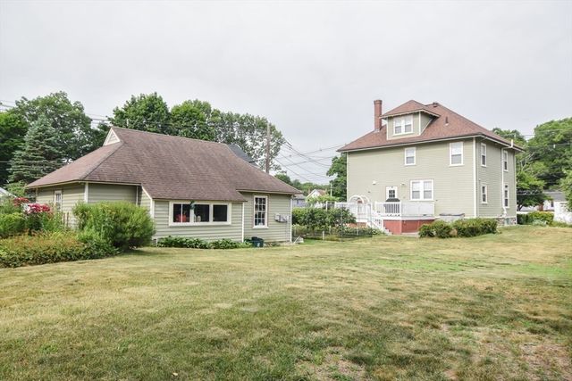 76 Washington St, Westwood, MA 02090