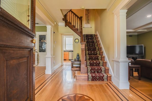 76 Washington St, Westwood, MA 02090