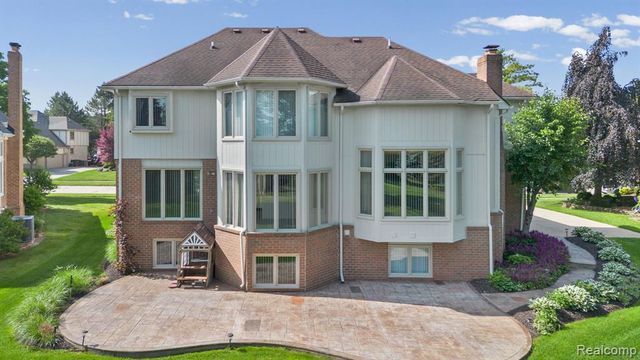 13335 Diegel Drive, Shelby Twp, MI 48315