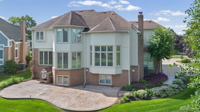 13335 Diegel Drive, Shelby Twp, MI 48315