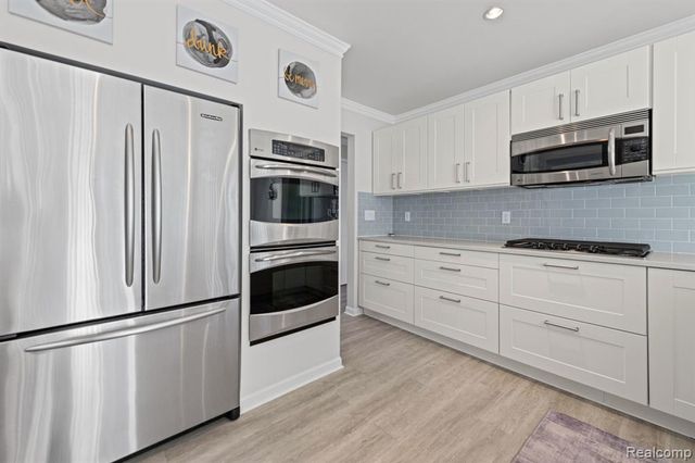 13335 Diegel Drive, Shelby Twp, MI 48315