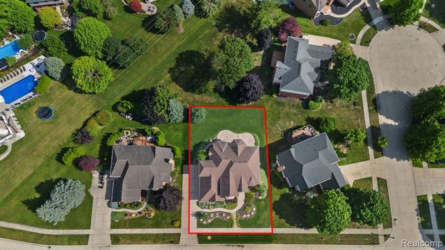 13335 Diegel Drive, Shelby Twp, MI 48315