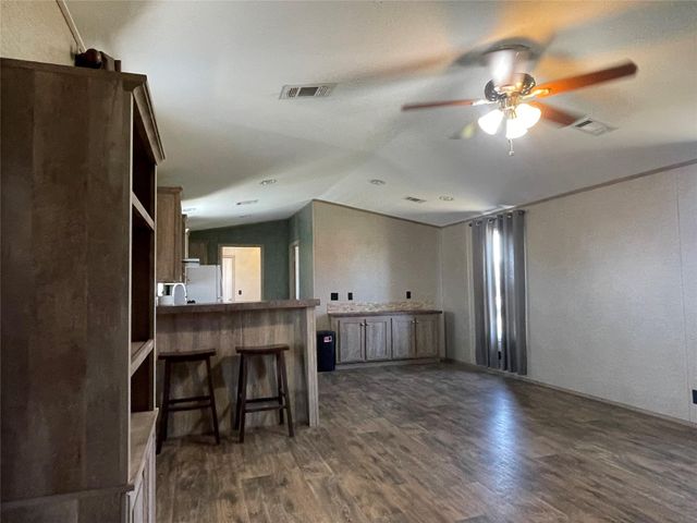 4 Squid Lane, Palacios, TX 77465