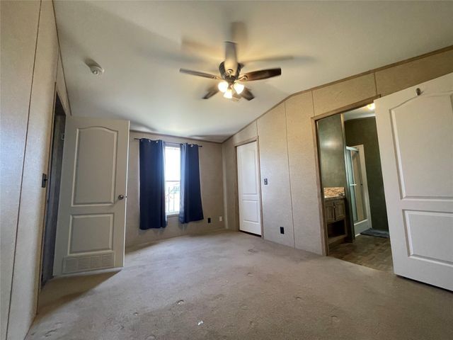 4 Squid Lane, Palacios, TX 77465