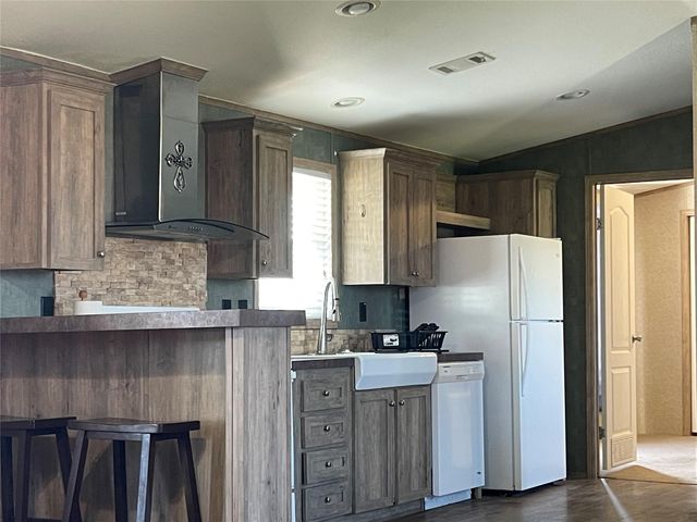 4 Squid Lane, Palacios, TX 77465