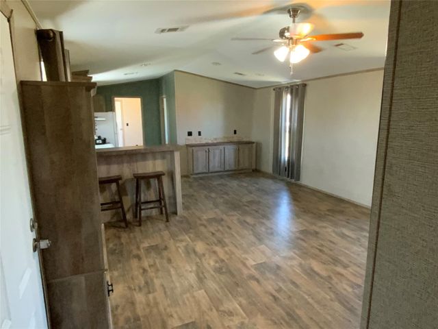 4 Squid Lane, Palacios, TX 77465