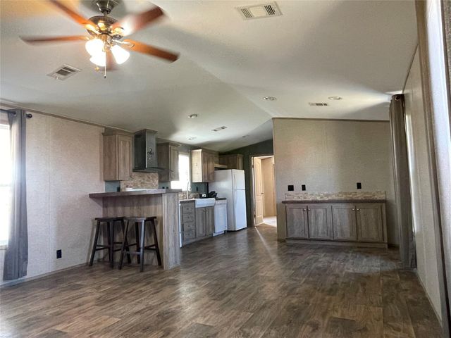 4 Squid Lane, Palacios, TX 77465