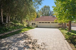 5900 Gleam Court, Agoura Hills, CA 91301